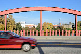 7302 Rote Brücke über den Billekanal in Hamburg Rothenburgsort.