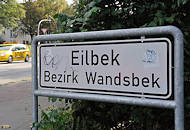 9823 Stadtteilschild Eilbek, Bezirk Wandsbek - weiss mit schwarzer Schrift.