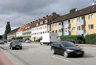 7955 Wohnblocks an der Hauptverkehrsstrasse Heimfelds - Architektur der 1950er Jahr an der Stader Strasse.