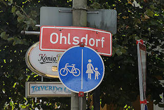 8975 Stadtteilschild Hamburg Ohlsdorf - Verkehrsschild Sonderwege Fussgänger und Radfahrer; getrennter Rad- und Gehweg.