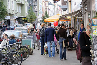 8107 Geschäfte in der Ottenser Hauptstrasse - Einkaufen im Stadtteil.